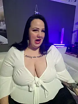 Snapshot of Black_Angel24 chatting on February 15, 2025, 6:23 pm Black Angel24 online show from February 15, 2025, 6:23 pm