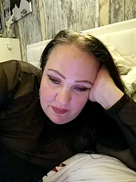 Snapshot of Black_Angel24 chatting on November 16, 2025, 5:50 pm Black Angel24 online show from November 16, 2025, 5:50 pm