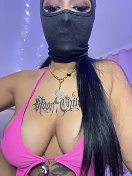 kamila french online show from November 30, 2025, 10:54 pm