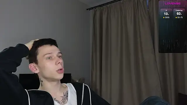 R1mmo   online show from November 21, 2025, 12:48 pm