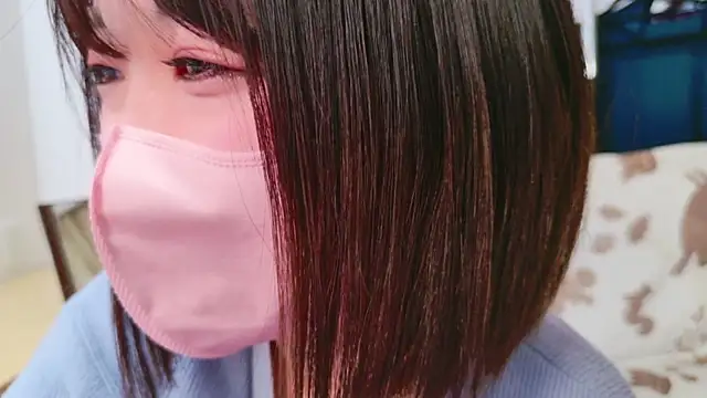 Minami San online show from January 8, 2025, 5:26 pm