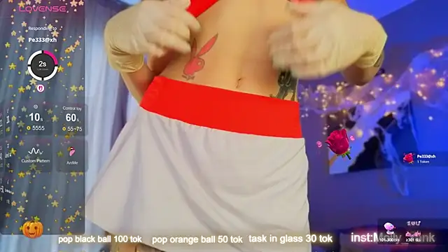 mollyyank online show from November 1, 2025, 10:53 am