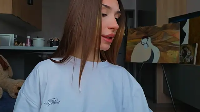 mollyyank online show from February 18, 2026, 11:06 am