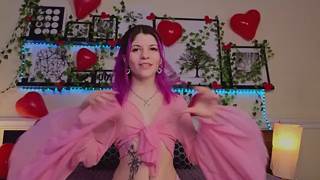 Snapshot of Katya_Zaitseva chatting on February 17, 2025, 11:33 pm Katya Zaitseva online show from February 17, 2025, 11:33 pm