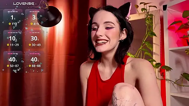 Snapshot of Alice_Succuby chatting on January 31, 2025, 7:40 pm Alice Succuby online show from January 31, 2025, 7:40 pm