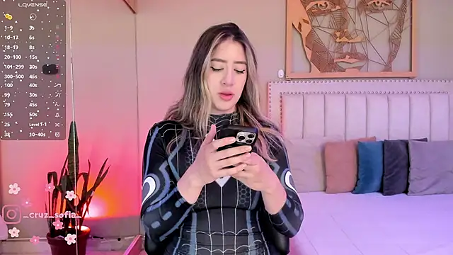  AlejaCruz  online show from February 17, 2026, 4:59 pm