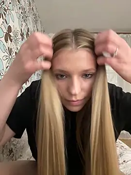 adel secret online show from April 17, 2026, 8:22 pm