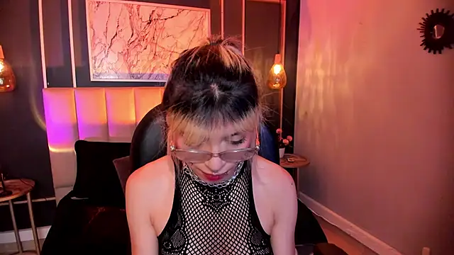 Violetta Nur online show from March 20, 2025, 5:13 am