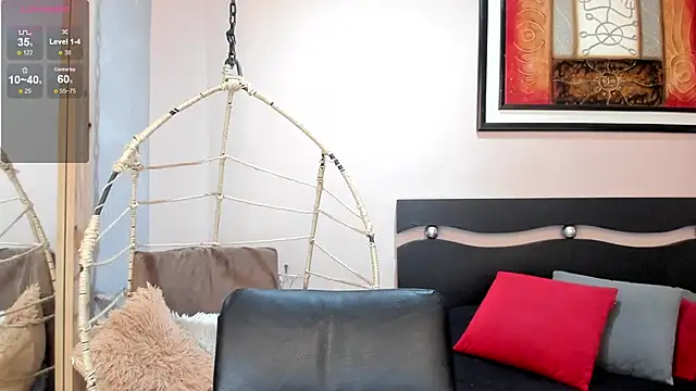  LaraMom  online show from February 3, 2026, 7:41 pm