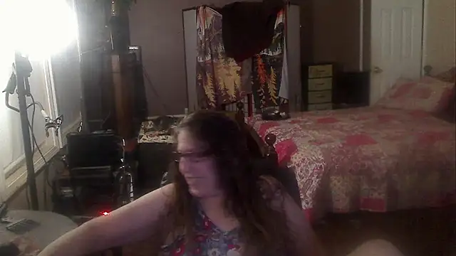 Snapshot of Ireallysquirt chatting on September 25, 2025, 1:44 am Ireallysquirt online show from September 25, 2025, 1:44 am