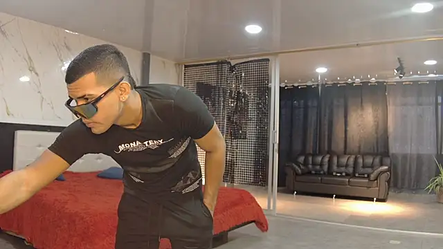 Boysgang sex online show from May 31, 2026, 11:16 am