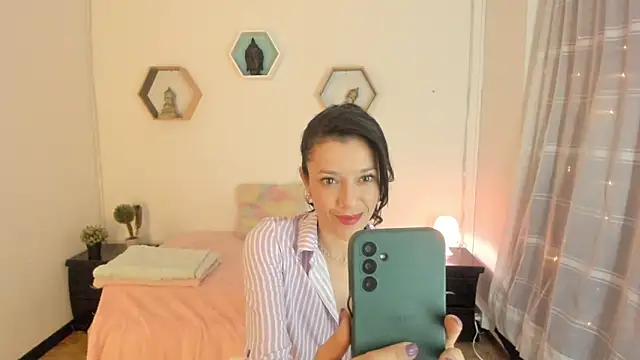 Paloma victory online show from November 17, 2025, 7:51 pm