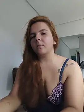 Snapshot of Bruninha_Hot10 chatting on May 15, 2026, 4:27 pm Bruninha Hot10 online show from May 15, 2026, 4:27 pm