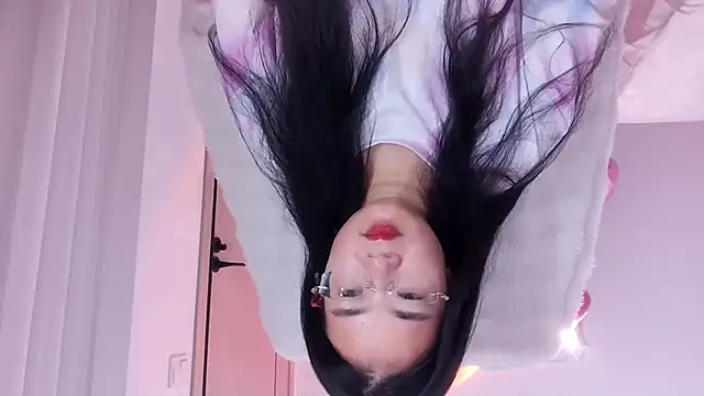 Floor oo online show from September 14, 2025, 7:09 am