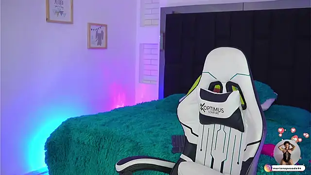 Marianamonroe  online show from March 24, 2026, 7:03 pm