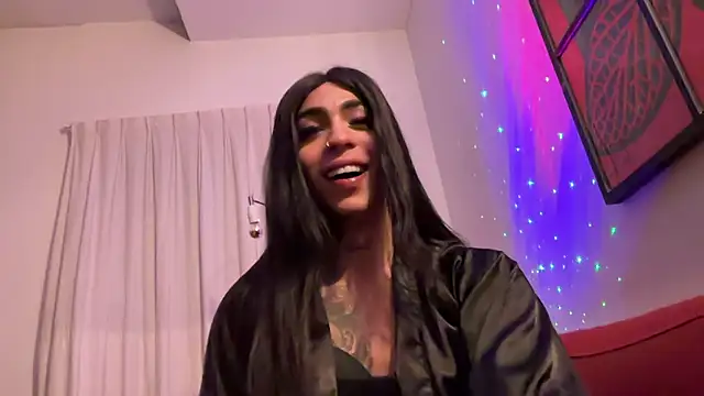 babybriexxx online show from September 25, 2025, 2:39 am