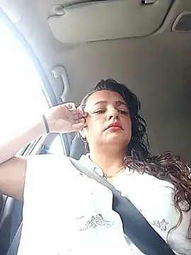 Emily0215 online show from February 28, 2026, 5:45 pm