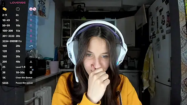  Nika Kik online show from March 24, 2026, 3:45 pm