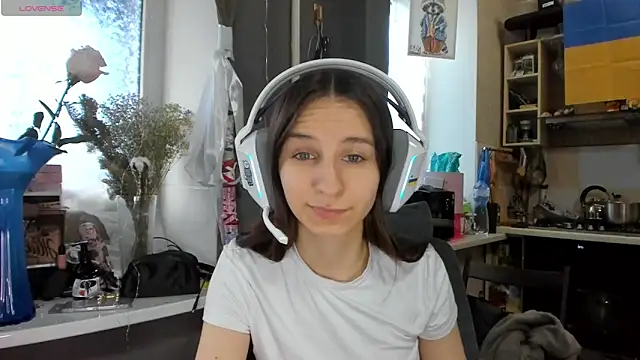  Nika Kik online show from April 15, 2026, 3:05 pm