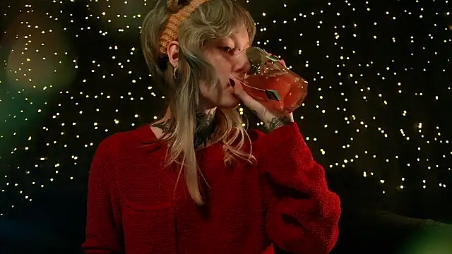 Littlespacemouse online show from March 4, 2026, 3:31 pm