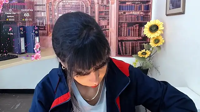 Snapshot of Catalella_Ar chatting on October 21, 2025, 3:17 am Catalella Ar online show from October 21, 2025, 3:17 am