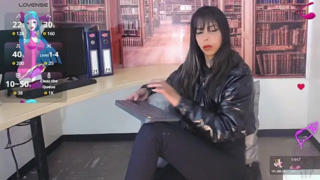 Snapshot of Catalella_Ar chatting on November 21, 2025, 3:16 am Catalella Ar online show from November 21, 2025, 3:16 am