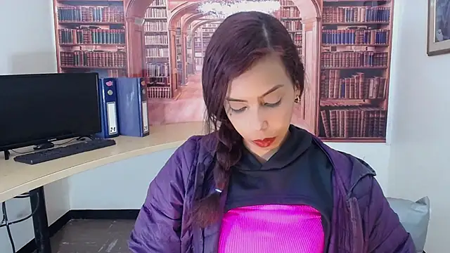 Snapshot of Catalella_Ar chatting on December 21, 2025, 3:30 am Catalella Ar online show from December 21, 2025, 3:30 am