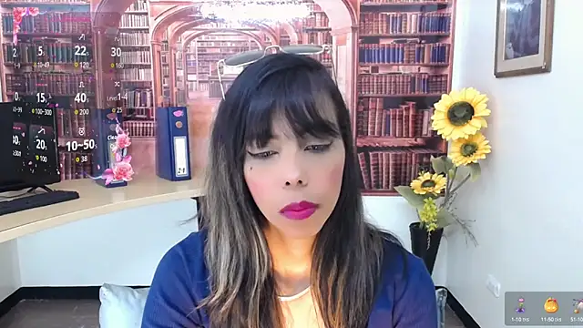 Snapshot of Catalella_Ar chatting on October 9, 2025, 3:18 am Catalella Ar online show from October 9, 2025, 3:18 am