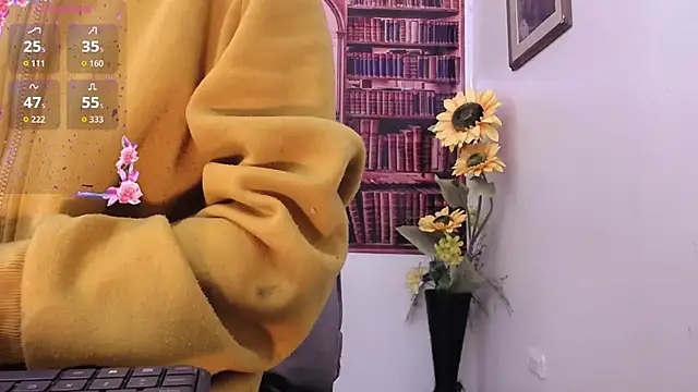 Snapshot of Catalella_Ar chatting on September 16, 2025, 3:18 am Catalella Ar online show from September 16, 2025, 3:18 am