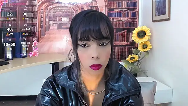 Snapshot of Catalella_Ar chatting on October 24, 2025, 3:05 am Catalella Ar online show from October 24, 2025, 3:05 am