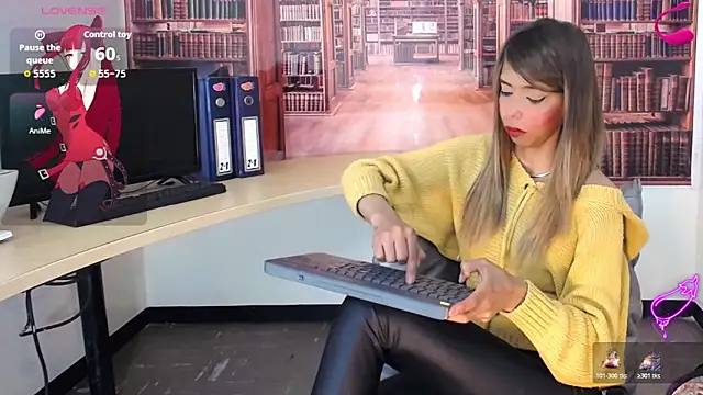 Snapshot of Catalella_Ar chatting on November 25, 2025, 3:29 am Catalella Ar online show from November 25, 2025, 3:29 am