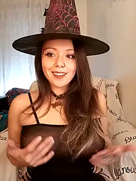 Kimiechanuwu online show from October 31, 2025, 4:03 pm