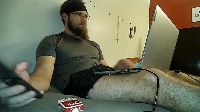 Snapshot of dikdowndaddy chatting on December 3, 2024, 8:00 am dikdowndaddy online show from December 3, 2024, 8:00 am