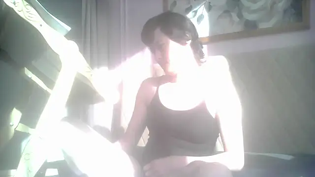 SunElizabeth online show from May 18, 2026, 3:17 am