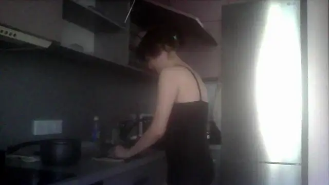 Snapshot of SunElizabeth chatting on August 2, 2026, 3:20 pm SunElizabeth online show from August 2, 2026, 3:20 pm