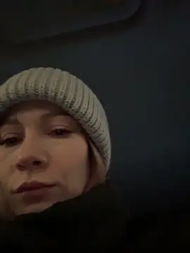 LavenderHot online show from February 7, 2026, 2:19 am