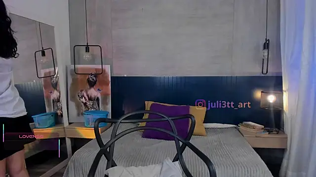  julietta online show from June 2, 2026, 1:22 pm