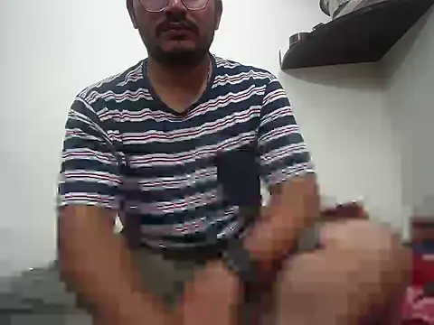 naughtymike0007 online show from October 29, 2025, 3:44 pm