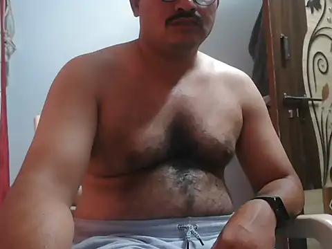 naughtymike0007 online show from July 15, 2026, 6:48 pm