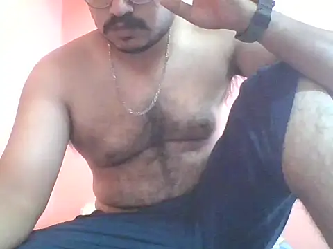 Snapshot of naughtymike0007 chatting on February 15, 2026, 9:08 am naughtymike0007 online show from February 15, 2026, 9:08 am