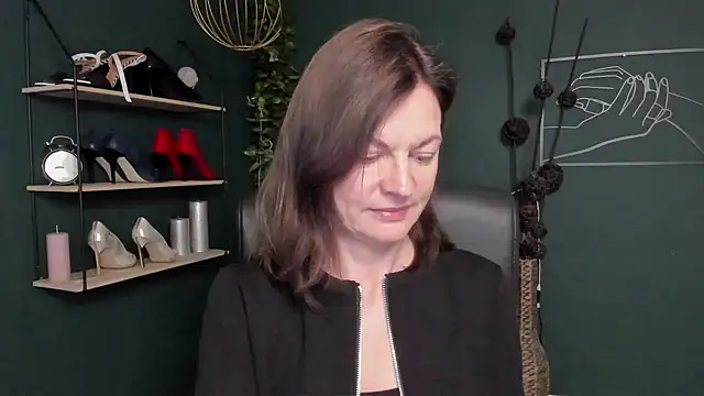 VivianWILD online show from September 30, 2025, 6:41 am