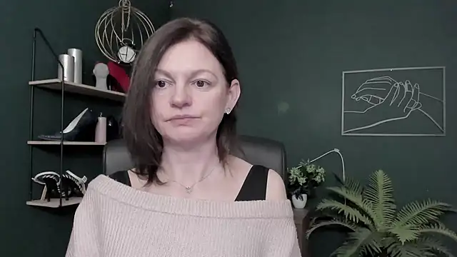 VivianWILD online show from February 6, 2026, 6:53 am