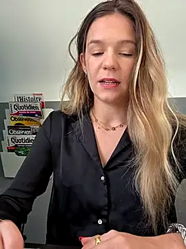 lucie mehott online show from November 18, 2025, 9:01 am