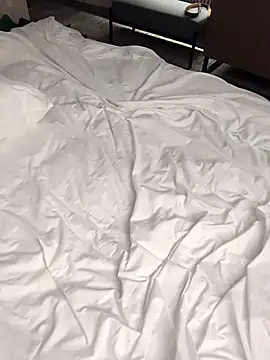 nickybaby online show from October 24, 2025, 4:55 am