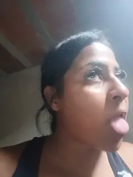 Snapshot of Giselabrunette25 chatting on May 25, 2026, 8:40 pm Giselabrunette25 online show from May 25, 2026, 8:40 pm