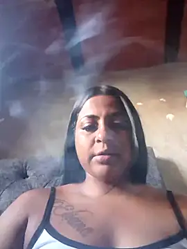 Snapshot of Giselabrunette25 chatting on May 3, 2026, 10:02 pm Giselabrunette25 online show from May 3, 2026, 10:02 pm