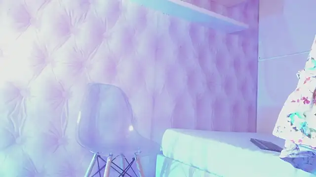 Hilary-banks online show from March 12, 2025, 4:08 am