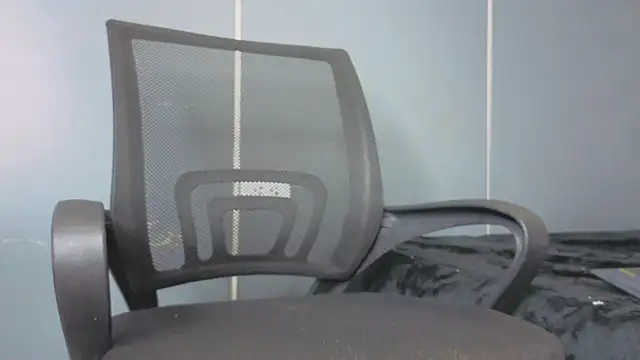 Hilary-banks online show from November 23, 2025, 3:49 am