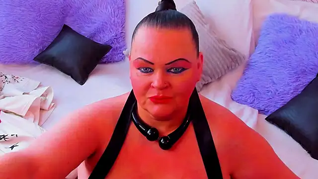 Snapshot of MilanaBiegert chatting on February 21, 2025, 7:23 am MilanaBiegert online show from February 21, 2025, 7:23 am