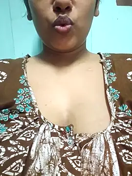 sexyindi couple online show from April 30, 2026, 6:31 am